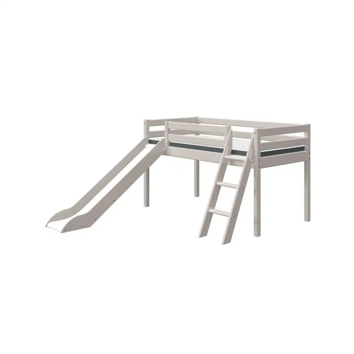 Mittelhohes Bett m. Schrägleiter und Rutsche - HomeDesign Knaus