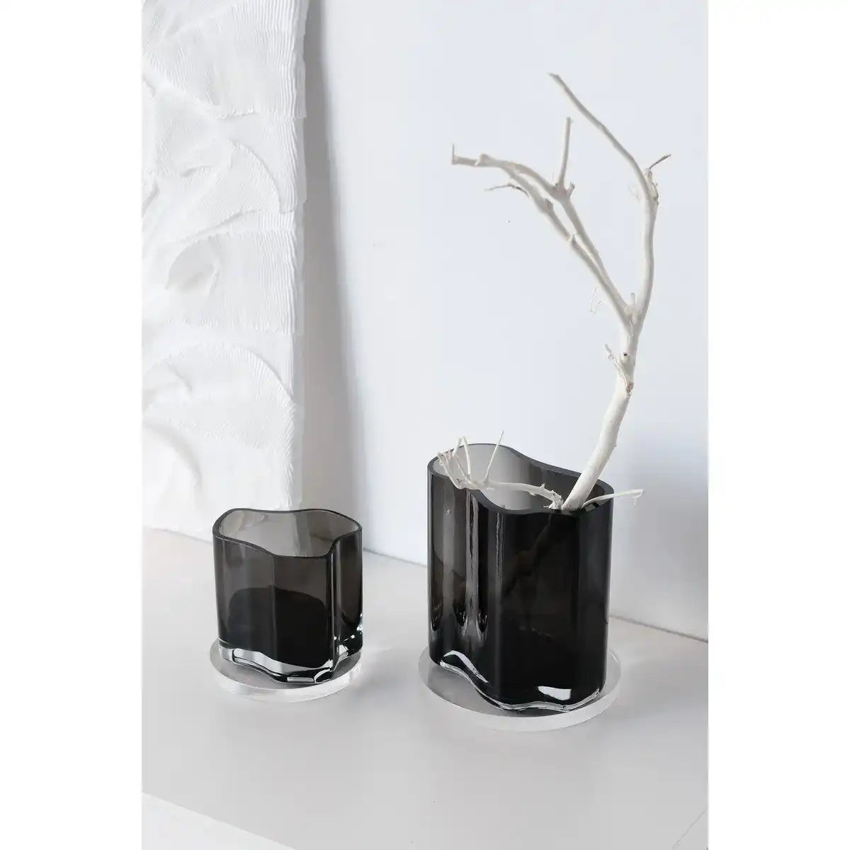 Neue moderne Designvase, inspiriert von CORAL und Aalto, COR13 grau - HomeDesign Knaus