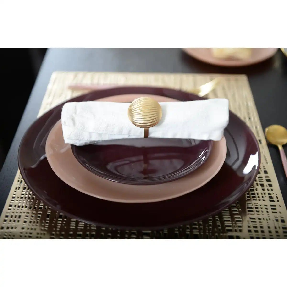 SERVIETTENRINGE MIT KNÖPFEN IN MATT GOLD - 4ER-SET - HomeDesign Knaus