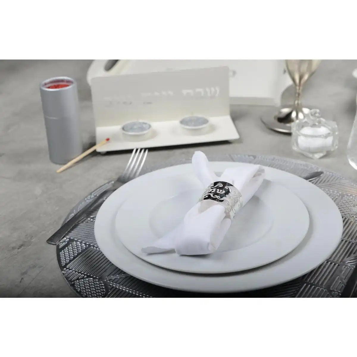 SILBER GEOMETRISCHER PLATTER - HomeDesign Knaus