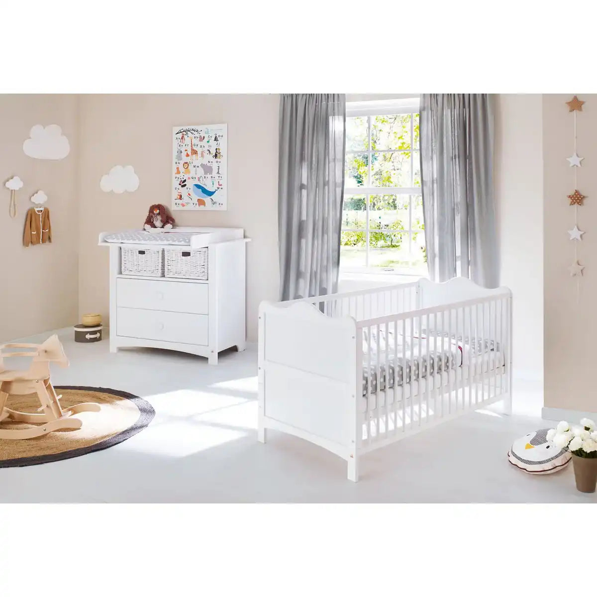 Starter-Set 'Florentina' breit
2-teilig: Kinderbett, breite Wickelkommode - HomeDesign Knaus