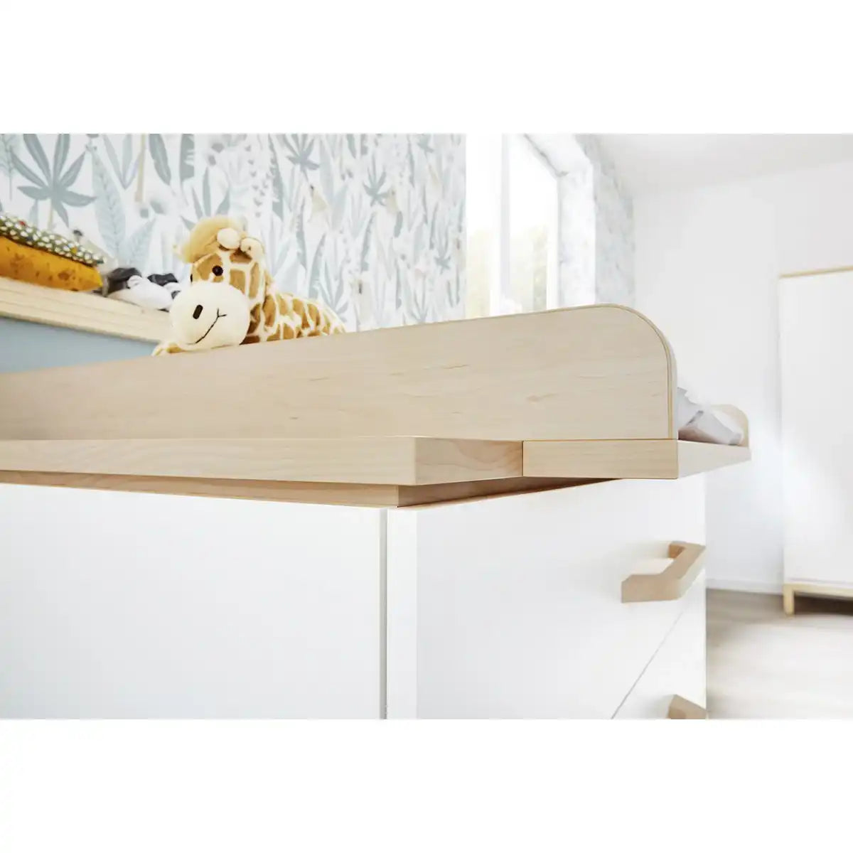 Starter-Set 'Light' breit
2-teilig: Kinderbett, breite Wickelkommode - HomeDesign Knaus