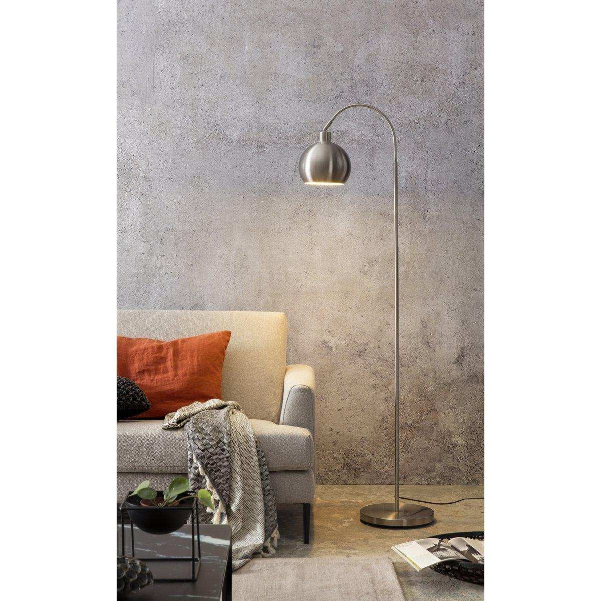 Stehlampe aus Metall in Edelstahloptik - HomeDesign Knaus