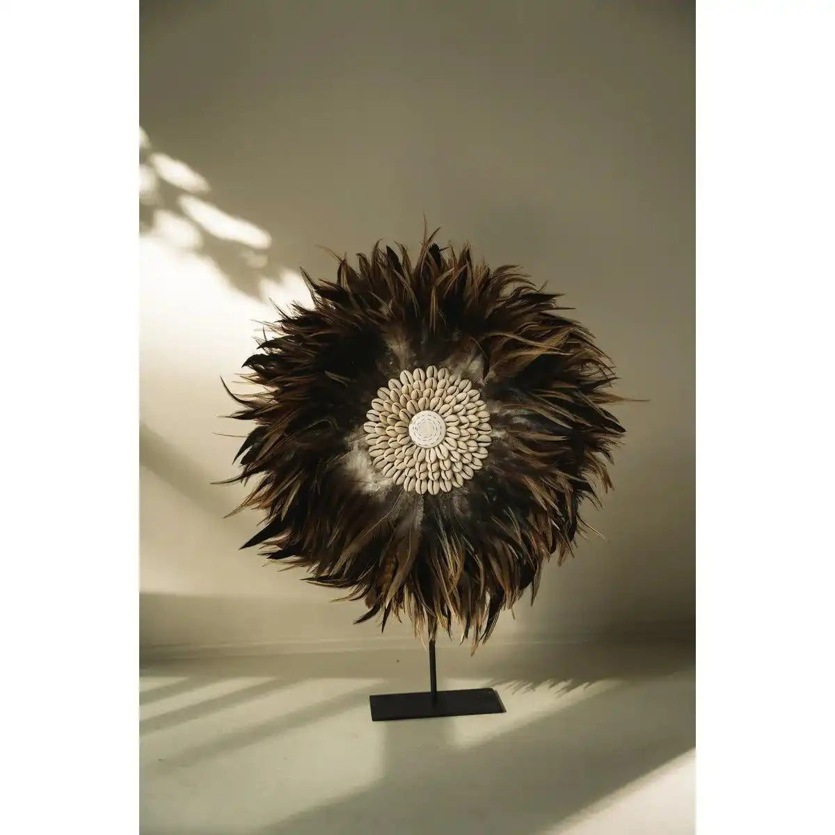The Coastal Juju on Stand - Schwarzbraun - S - HomeDesign Knaus