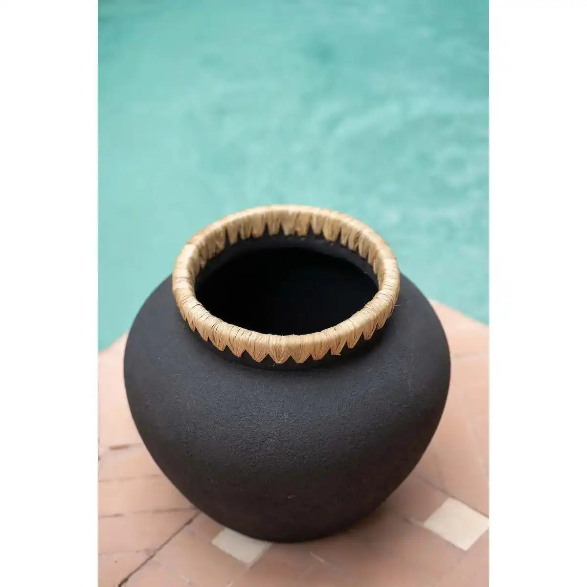 The Styly Vase - Schwarz Natur - M - HomeDesign Knaus