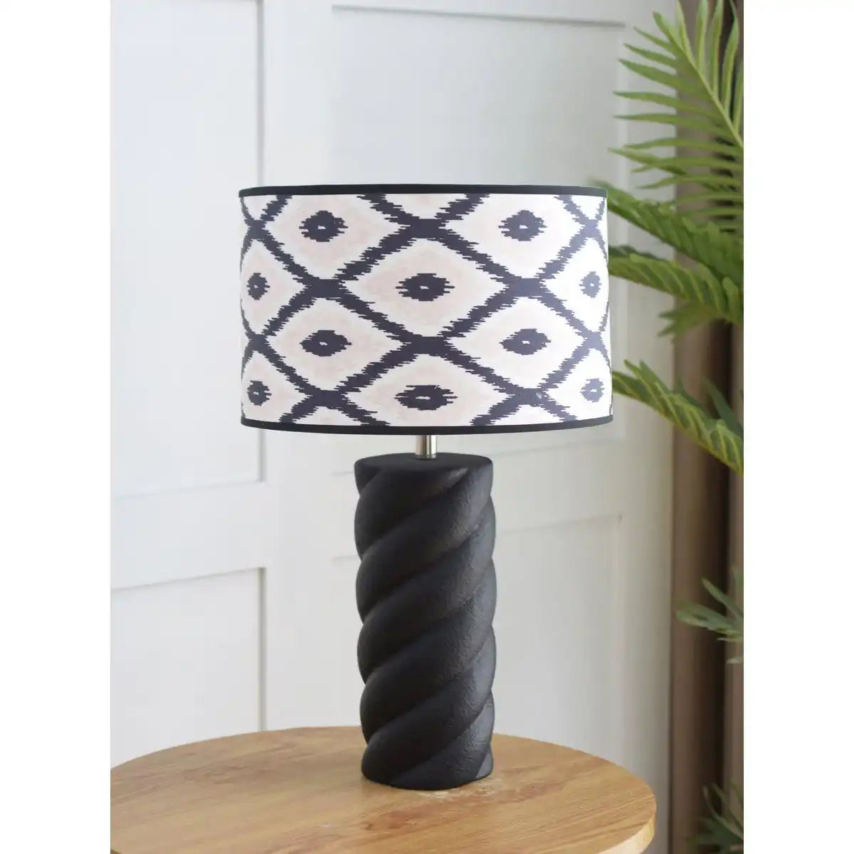 Tischlampe - Twisted Candy - Keramik -Schwarz-E27-12x12x28cm - HomeDesign Knaus