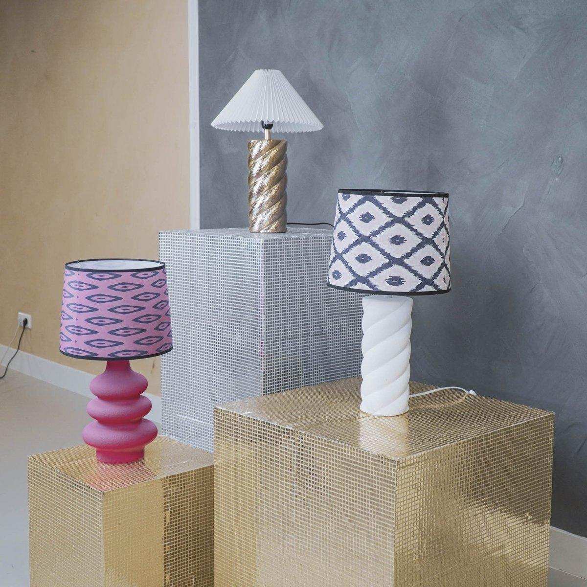 Tischlampe - Twisted Candy - Keramik -Weiß -E27-12x12x28cm - HomeDesign Knaus