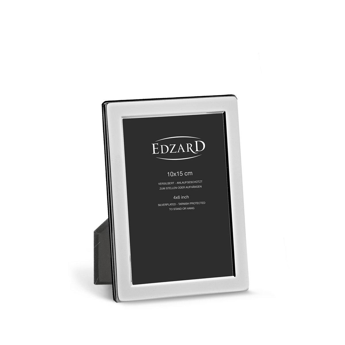 EDZARD Fotorahmen Salerno für Foto 10 x 15 cm, edel versilbert, anlaufgeschützt, grauer Samtrücken - HomeDesign Knaus