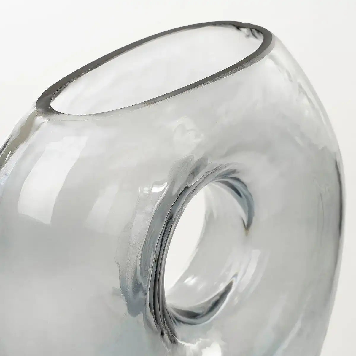 Jay Vase – L18 x B7,5 x H22,5 cm – Glas – Grau - HomeDesign Knaus