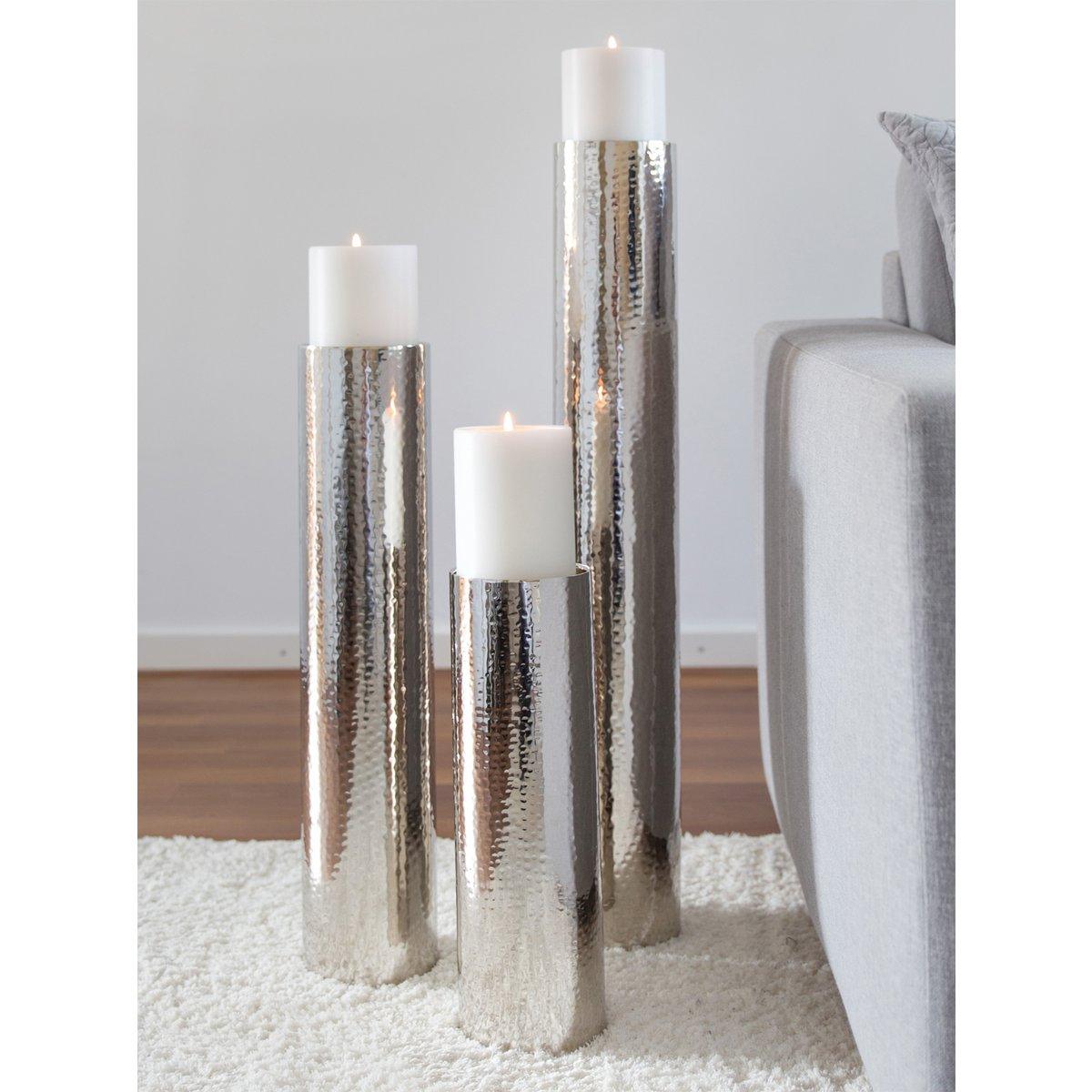 EDZARD Kerzenständer Boston für Kerze Durchmesser 10 cm, gehämmert, Edelstahl glänzend vernickelt, H 40 cm - HomeDesign Knaus