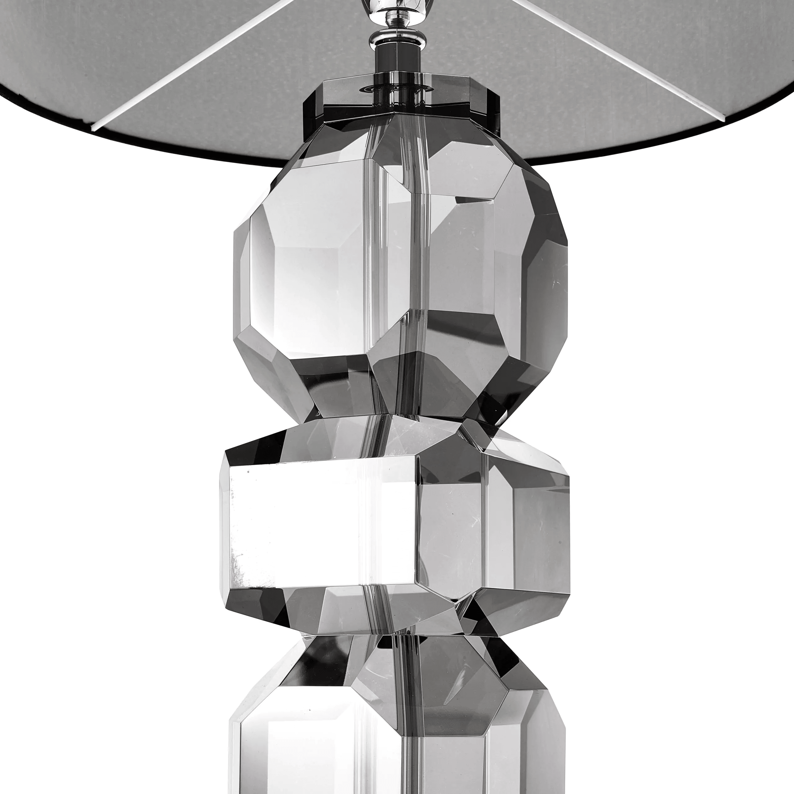 Eichholtz MORNINGTON Glamouröse Tischlampe Rauchkristallglas | Inklusive schwarzem Schirm Handarbeit - HomeDesign Knaus